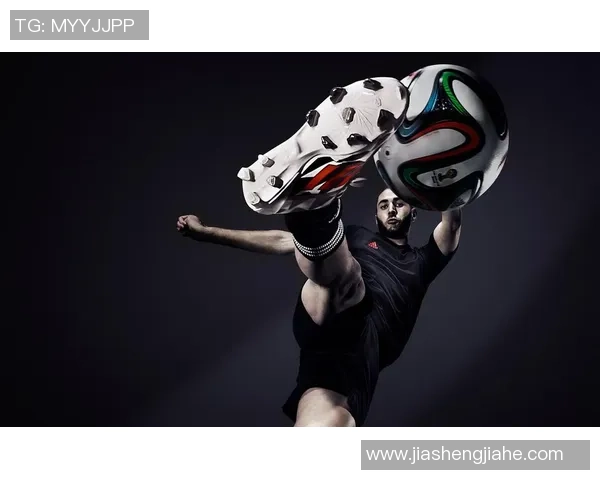 足球明星壁纸与球衣设计的完美结合让你感受足球魅力的独特体验